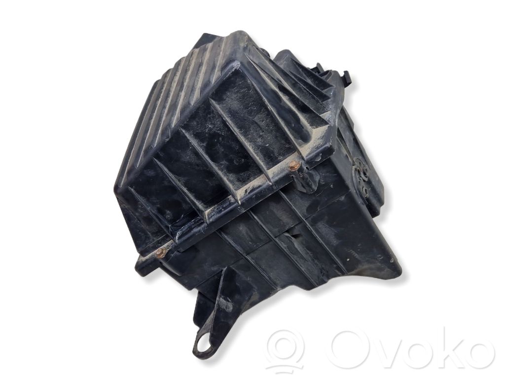 Volkswagen Fox Obudowa filtra powietrza 