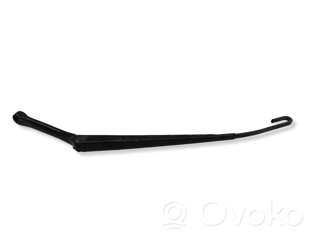 Audi A6 S6 C5 4B Wischerarm vorne 