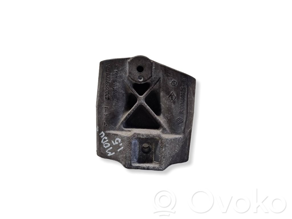 Renault Modus Engine mounting bracket 