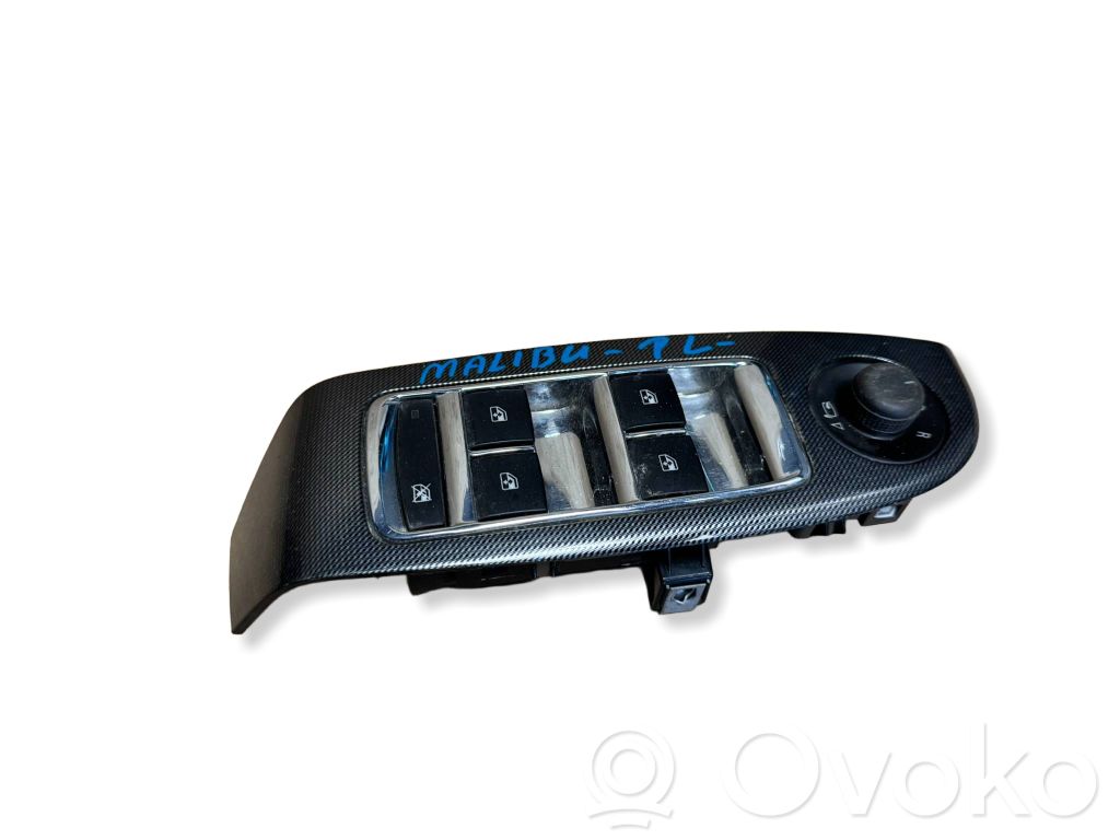 Chevrolet Malibu Electric window control switch 