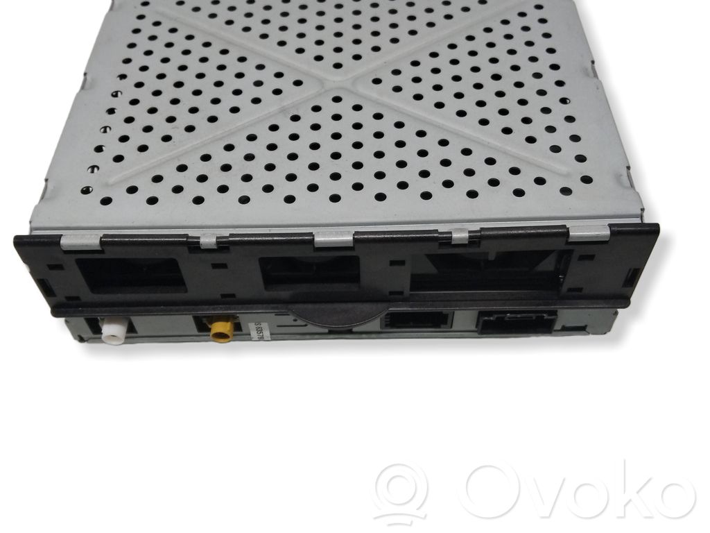 Audi A4 S4 B8 8K Radio/CD/DVD/GPS head unit 