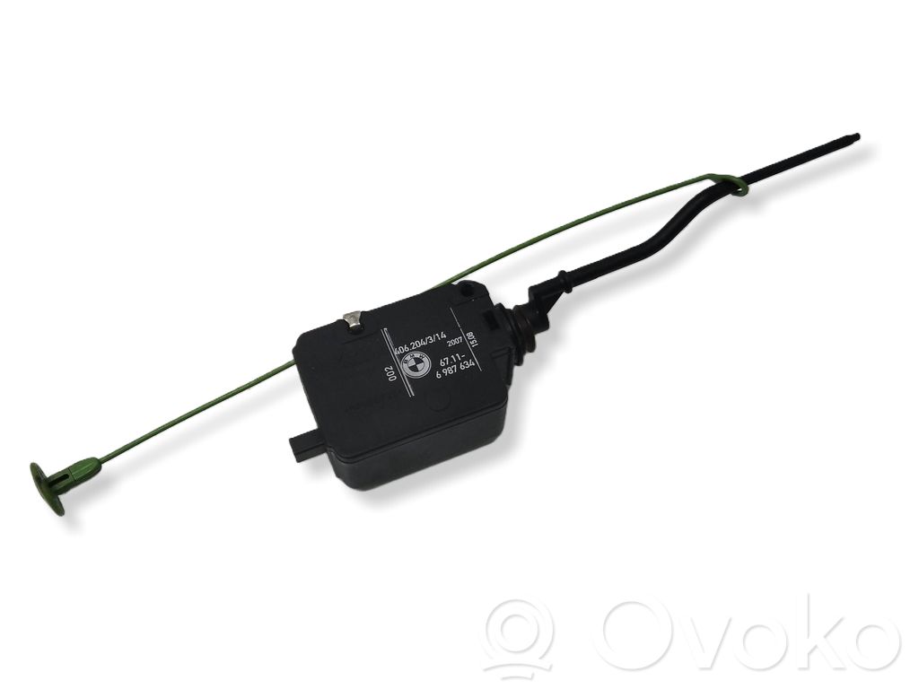 BMW X3 E83 Fuel tank cap lock 