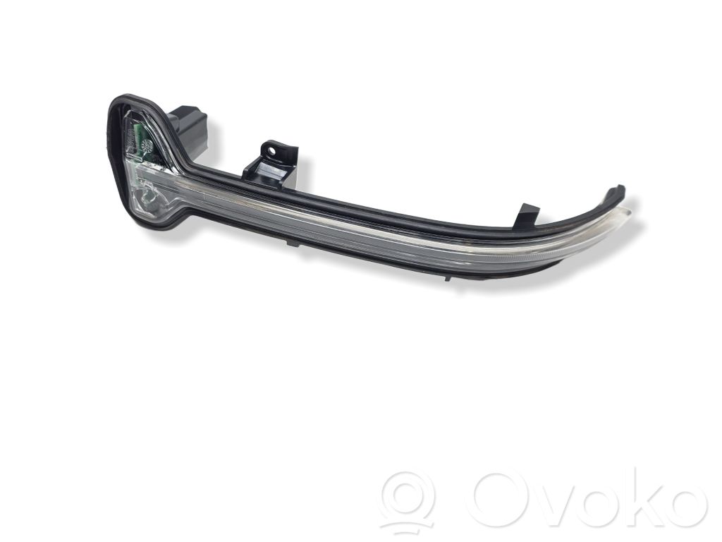 BMW 2 G42 Mirror indicator light 