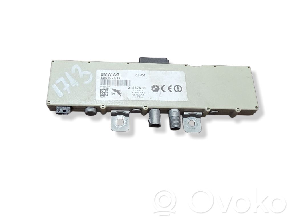 BMW 3 E46 Antenos stiprintuvas 