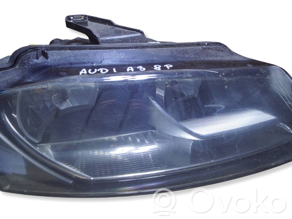 Audi A3 S3 8P Scheinwerfer 