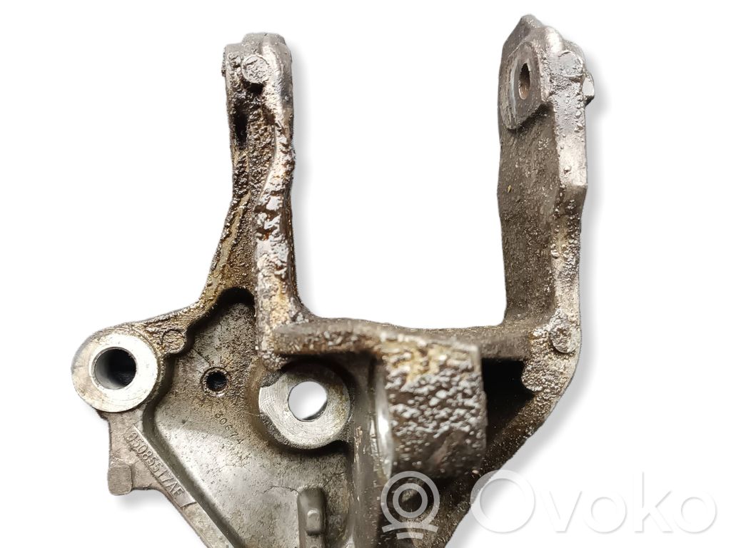 Dodge Journey Gearbox mounting bracket 