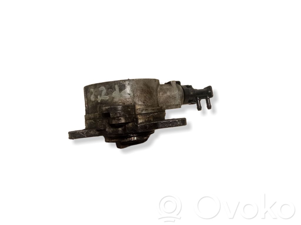 Renault Laguna II Vacuum pump 