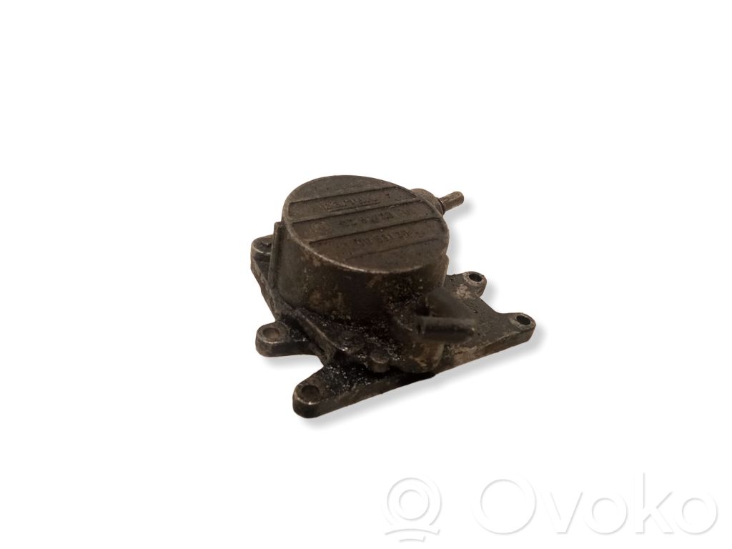 Opel Astra G Vacuum pump 