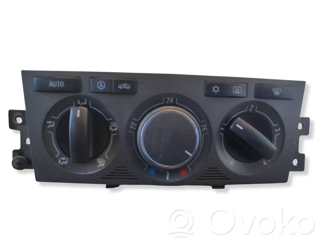 Opel Antara Climate control unit 