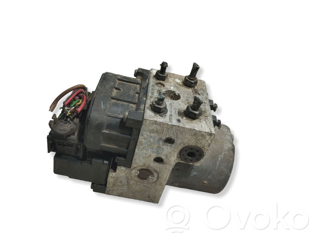 Volkswagen PASSAT B5 ABS bloks 
