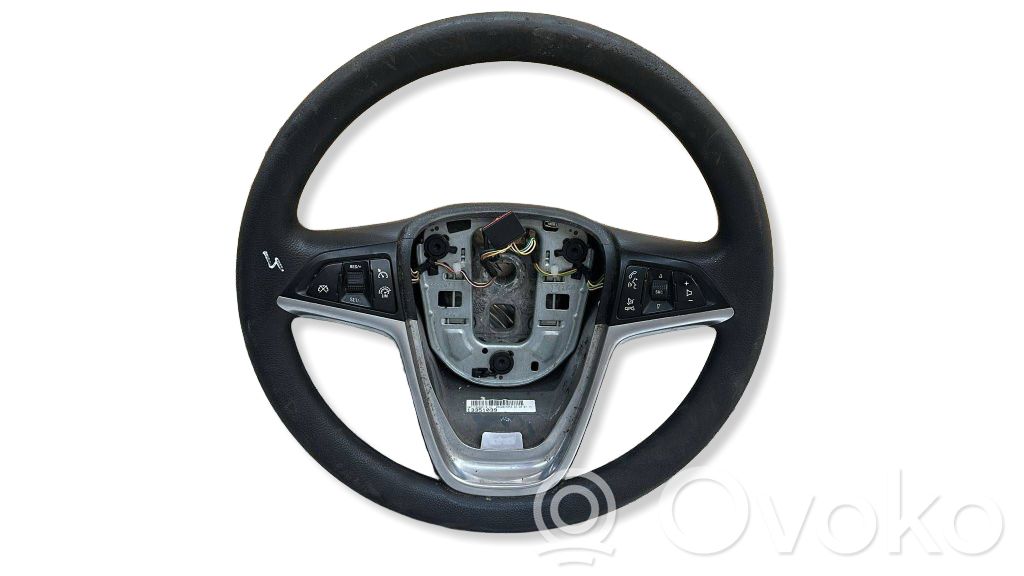 Opel Zafira C Ohjauspyörä 