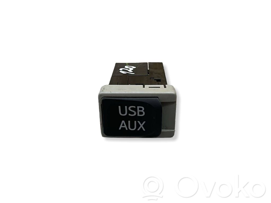 Lexus RX 450H USB socket connector 