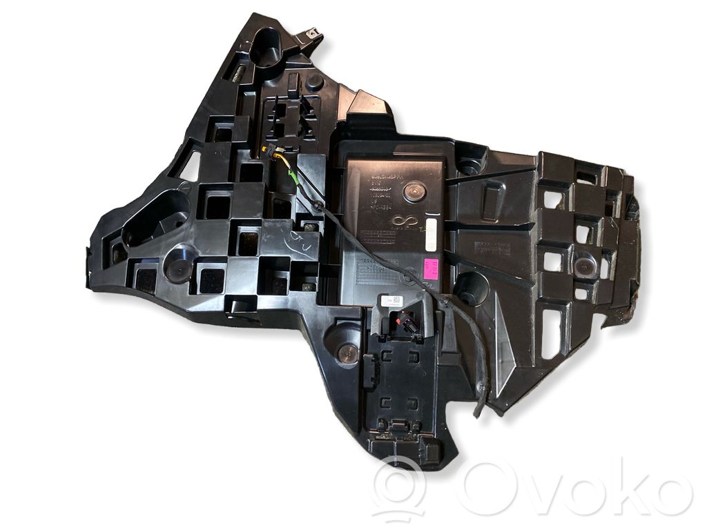 BMW X5 G05 Galinis laikiklis bamperio 