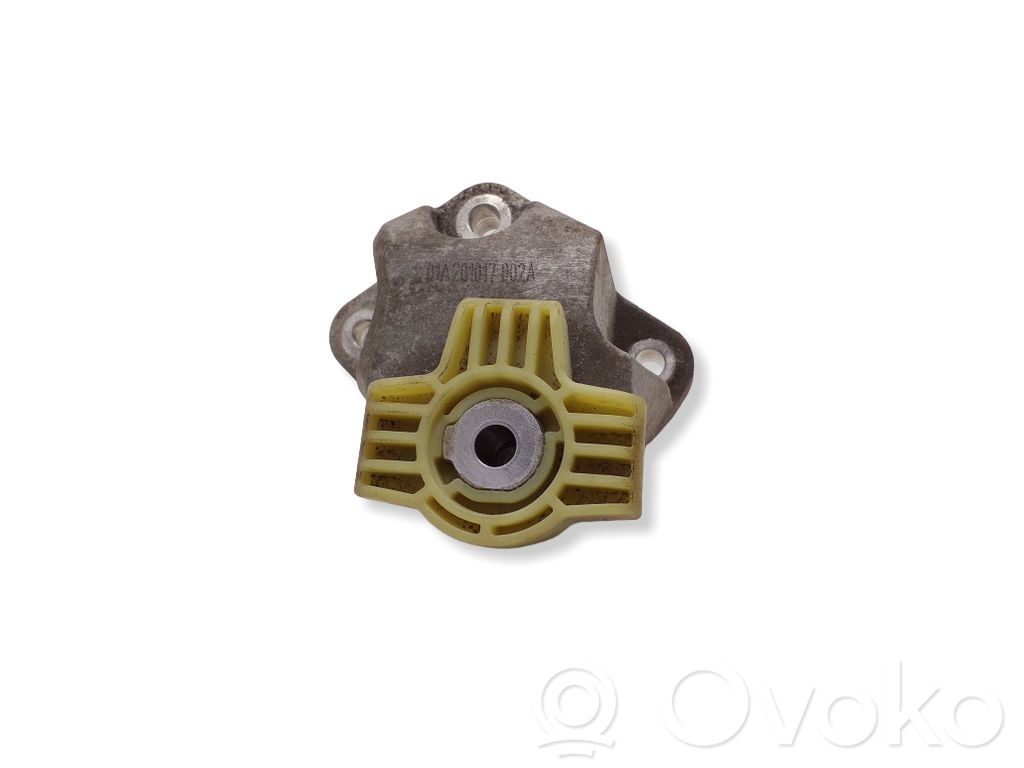 Volvo XC40 Engine mounting bracket 