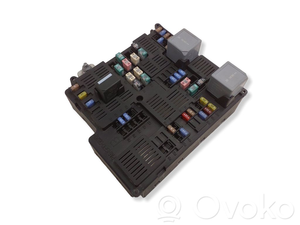 Volvo S90, V90 Fuse module 
