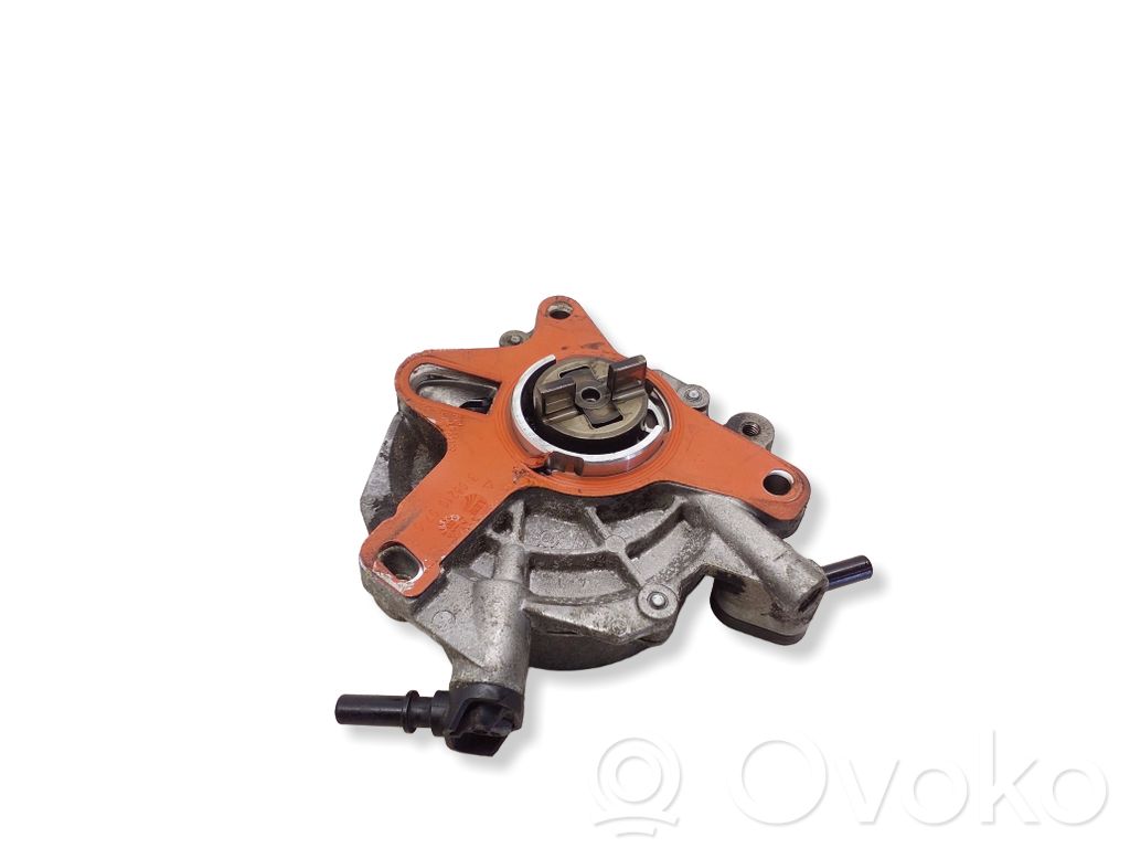 Ford Mondeo MK V Vacuum pump 