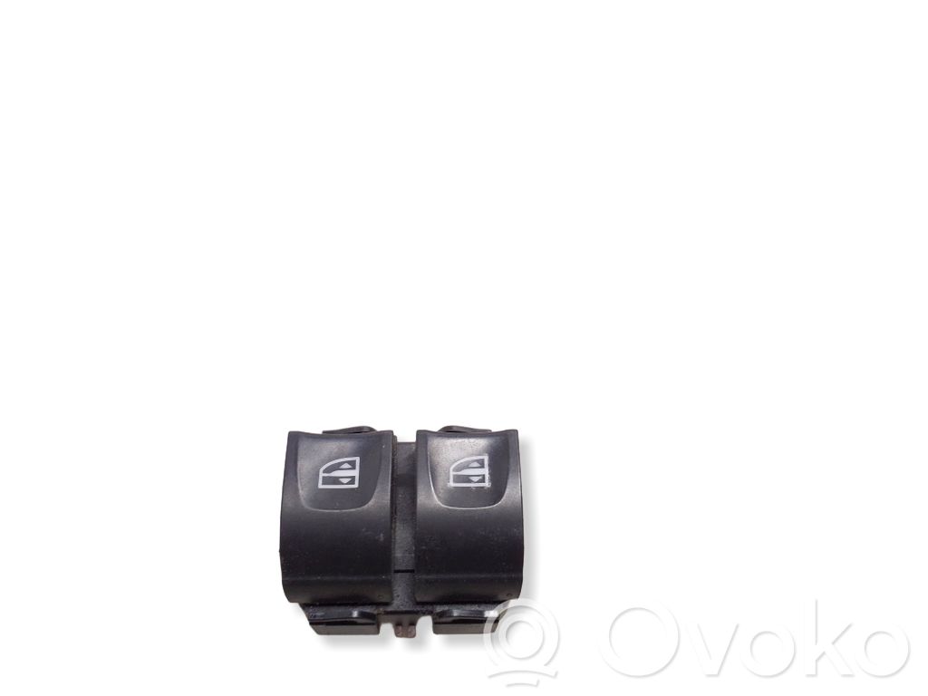 Renault Captur Przyciski szyb 