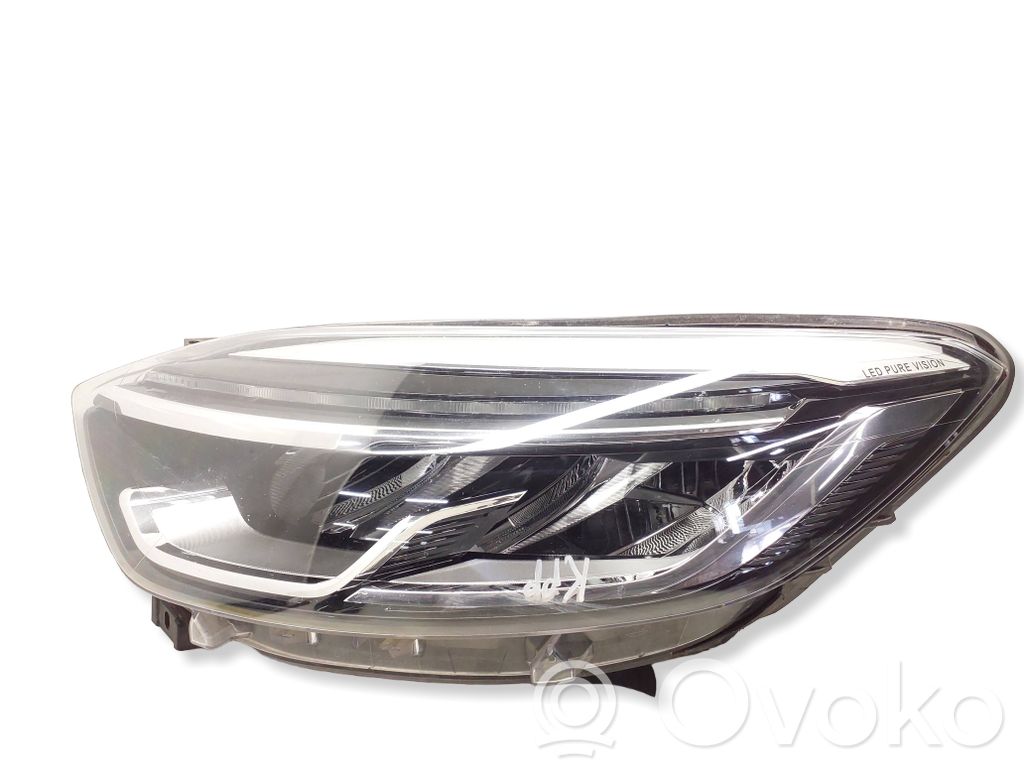 Renault Captur Headlight/headlamp 