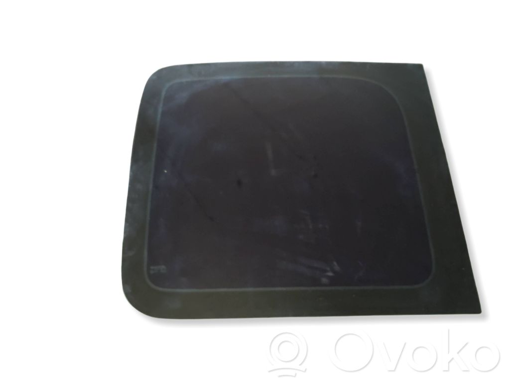 Renault Master II Loading door trunk window/glass 