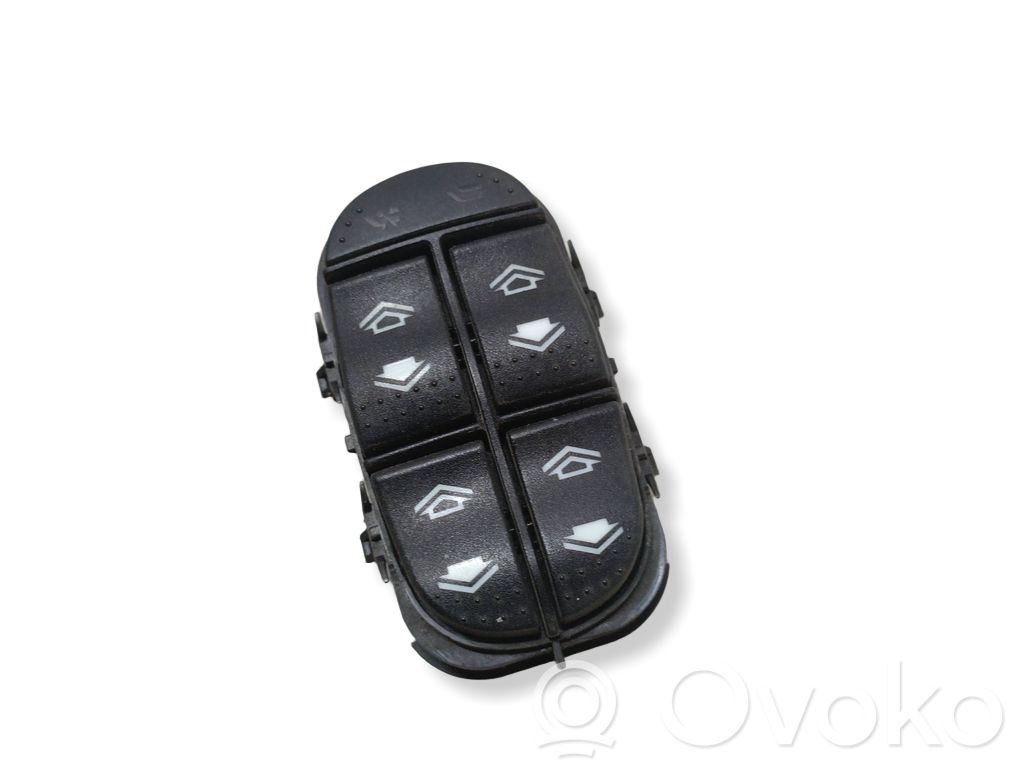 Ford Focus Electric window control switch 