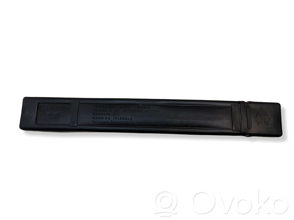 Toyota Avensis T270 Triangle d'avertissement 