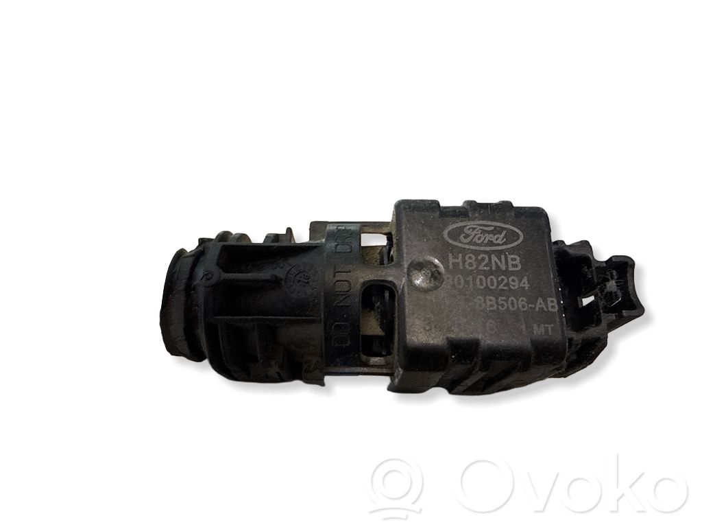 Interior temperature sensor   H82NB,30100294