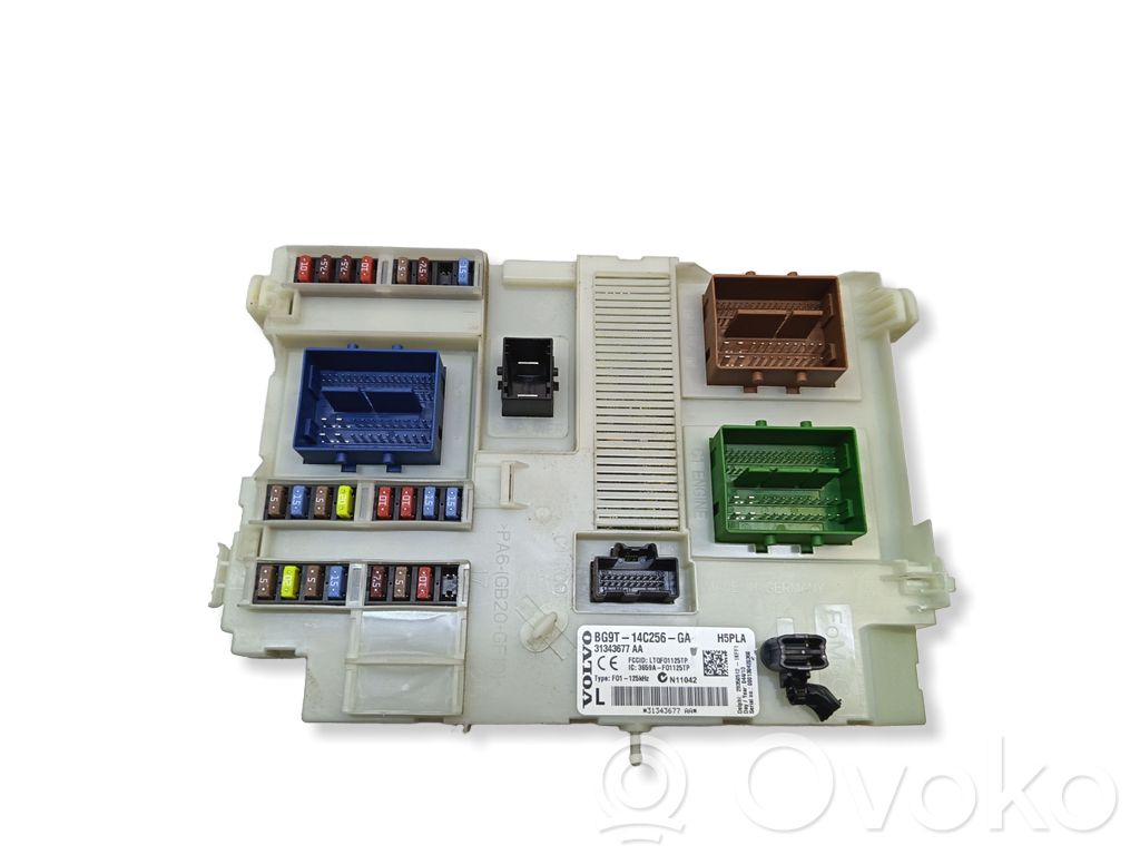 Volvo V60 Fuse module 