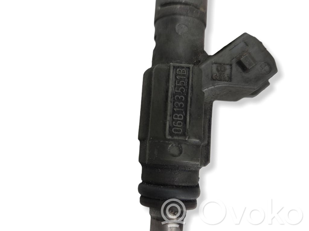 Inyector de combustible   06B133551B
