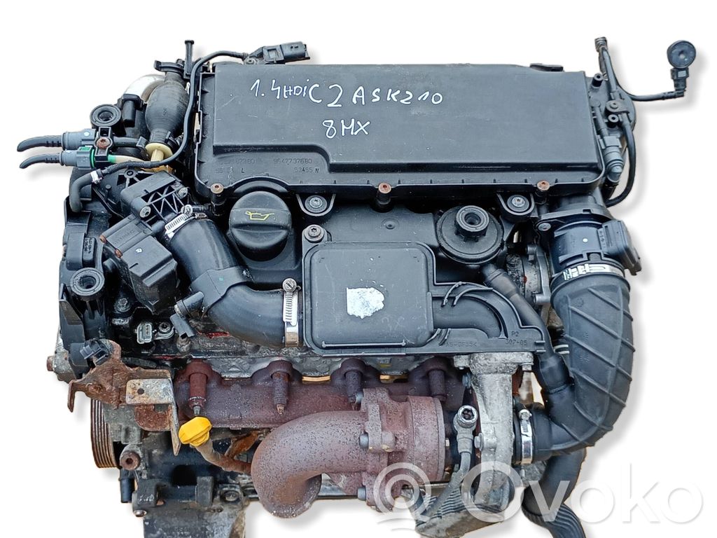 Variklio komplektas   8HX