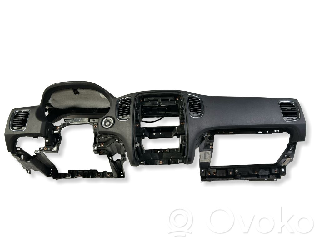 Dodge Durango III Панель 
