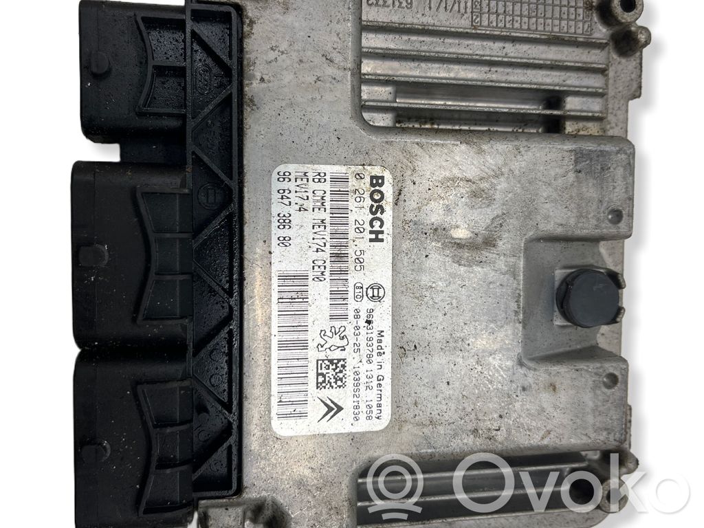 Peugeot 308 Engine control unit/module 