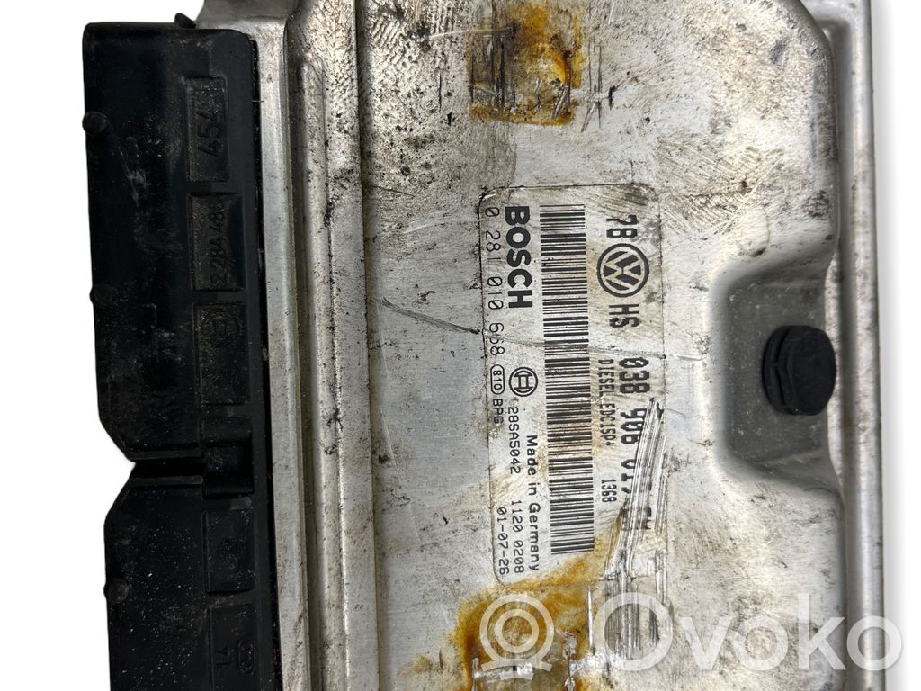 Volkswagen PASSAT B5.5 Engine control unit/module 