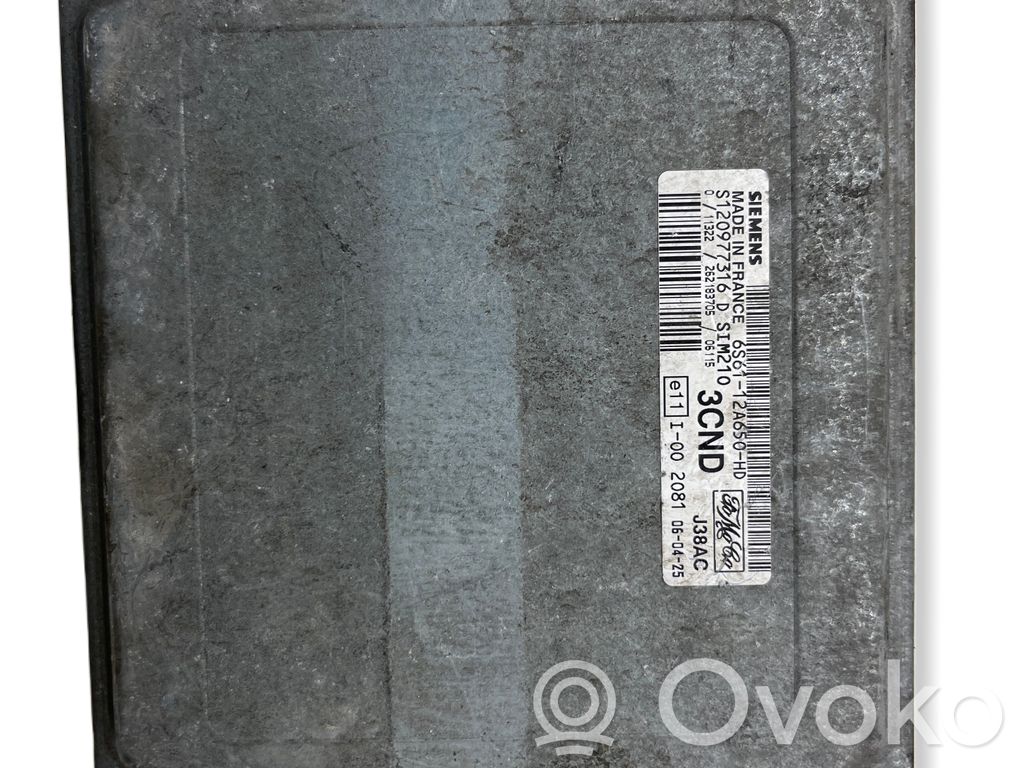 Ford Fiesta Engine control unit/module 