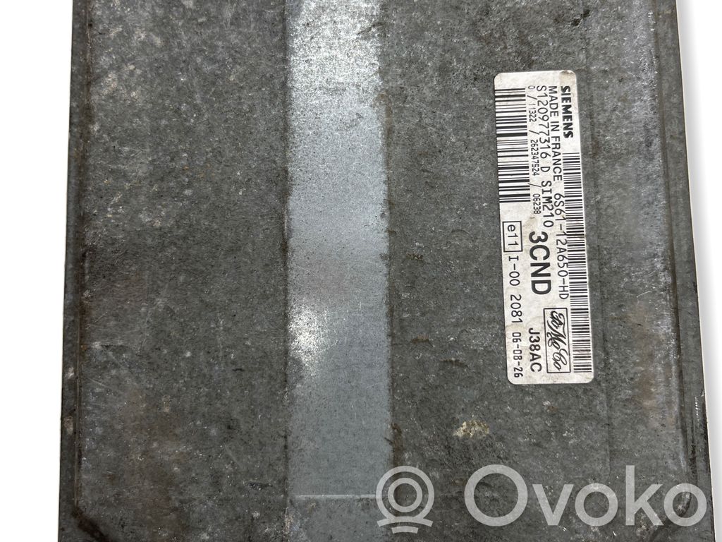 Ford Fiesta Engine control unit/module 