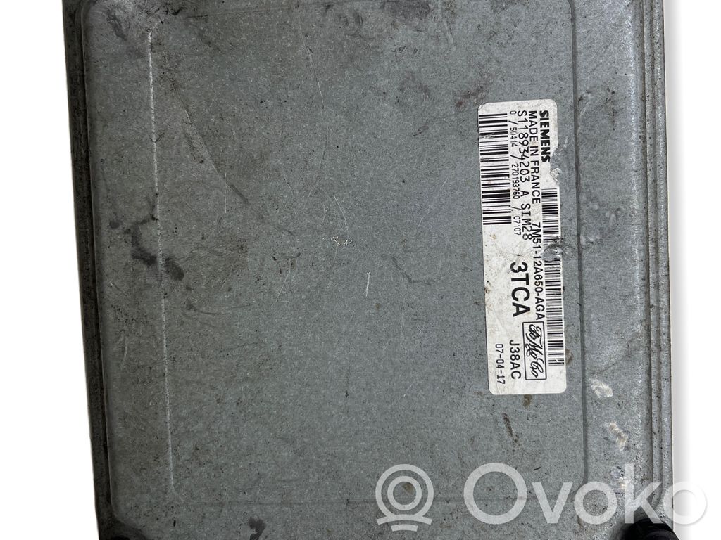 Ford Focus Engine control unit/module 