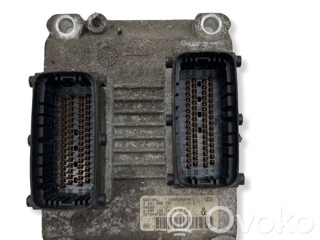 Renault Clio III Engine control unit/module 