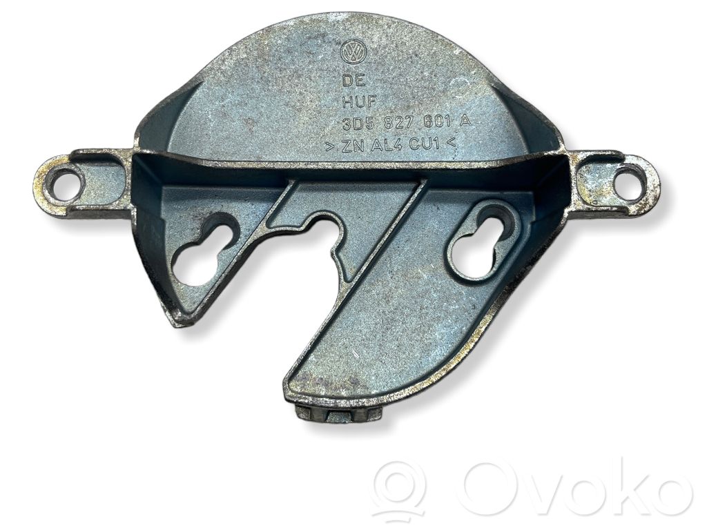 Uchwyt / Rączka zewnętrzna otwierania klapy tylnej / bagażnika   3D5827601A
