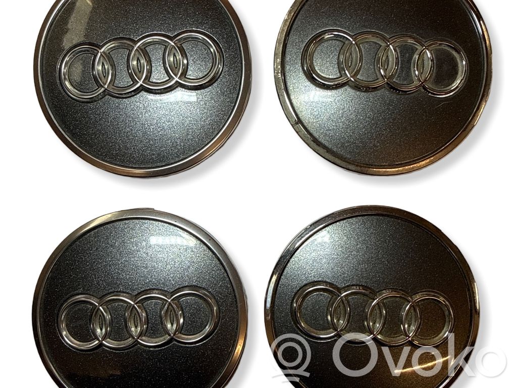 Audi A5 8T 8F Capac roată original 