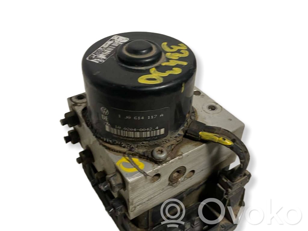 Audi A3 S3 8L ABS-pumppu 
