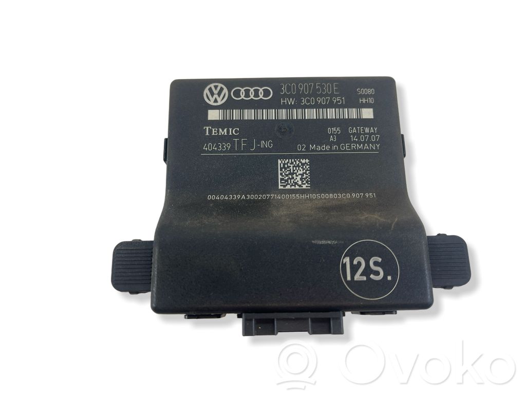 Volkswagen PASSAT B6 Módulo de control Gateway 