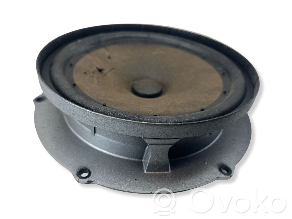 Volkswagen Golf V Altavoz de la puerta delantera 