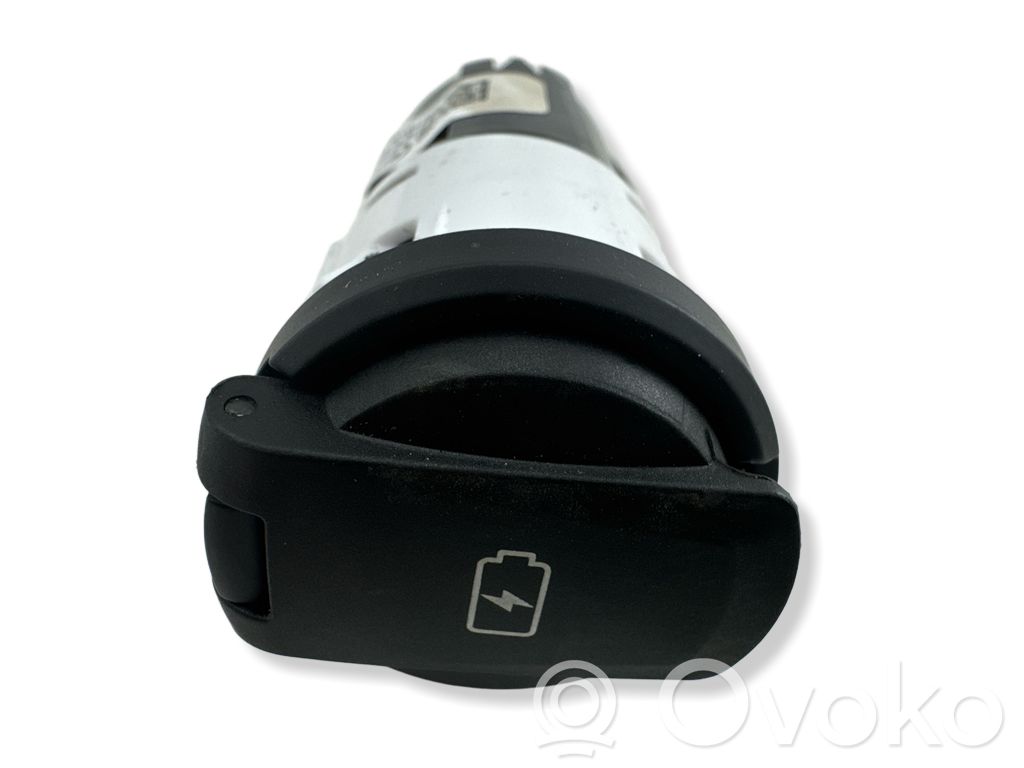 KIA EV6 USB socket connector 