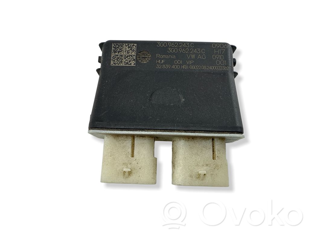 Volkswagen ID.4 Tailgate/trunk control unit/module 