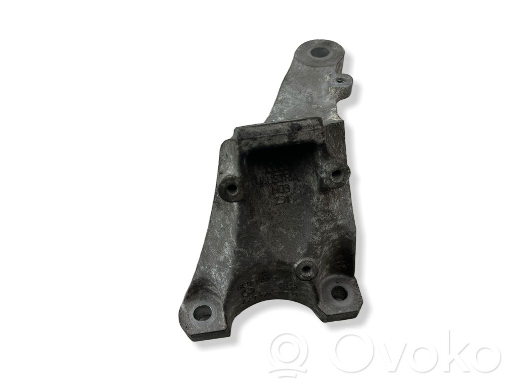 Engine mounting bracket   8E0199307AD