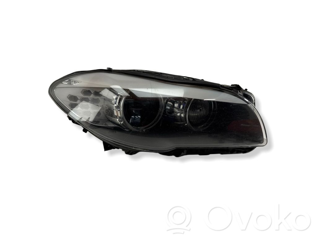 BMW 5 F10 F11 Lampa przednia 