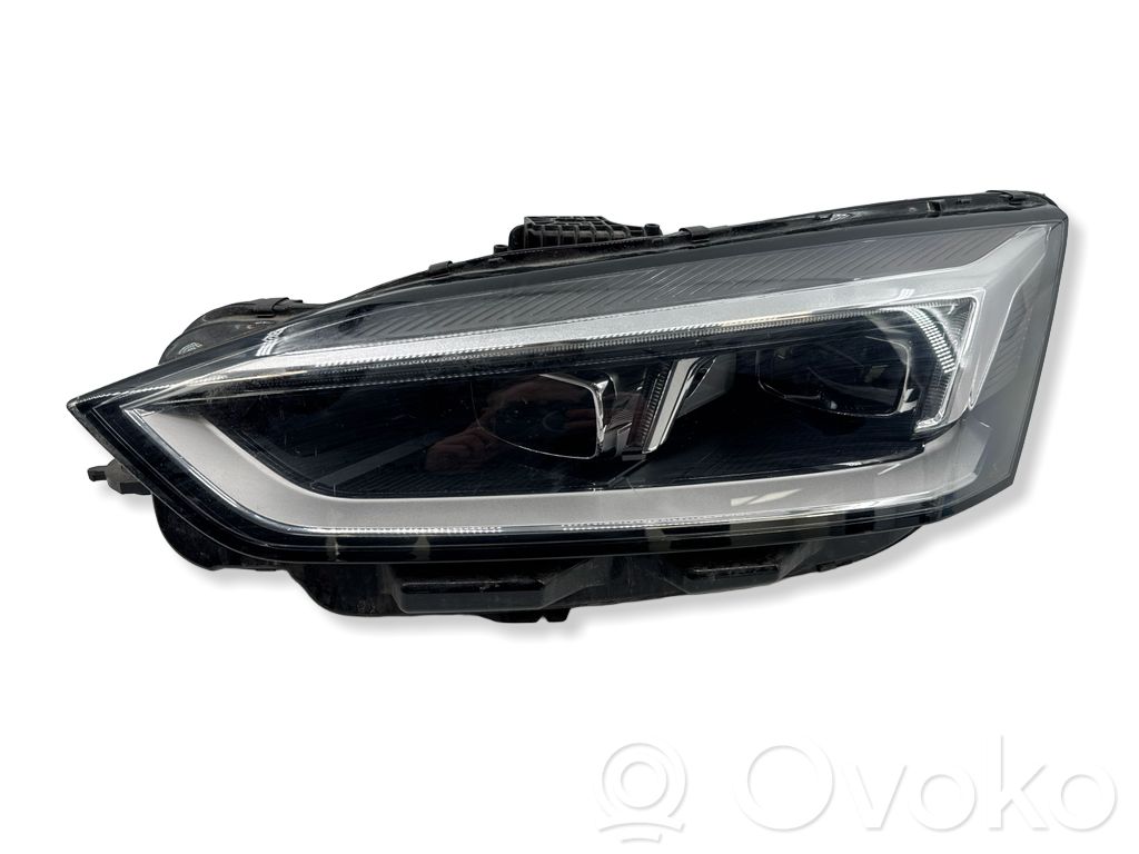 Audi A5 Headlight/headlamp 