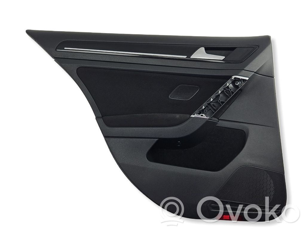 Volkswagen Golf VII Boczki / Poszycie drzwi tylnych 