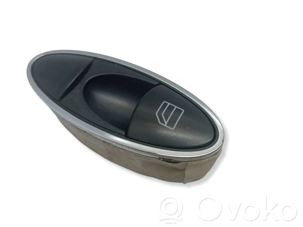 Mercedes-Benz E W211 Electric window control switch 