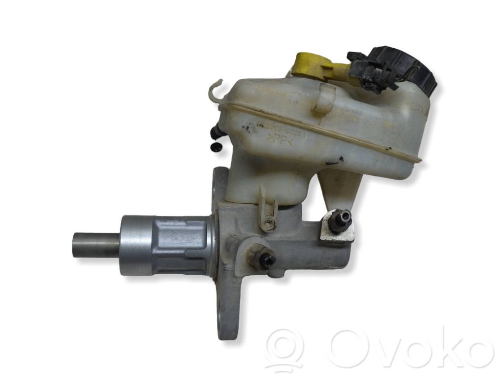 Opel Astra J Pääjarrusylinteri 