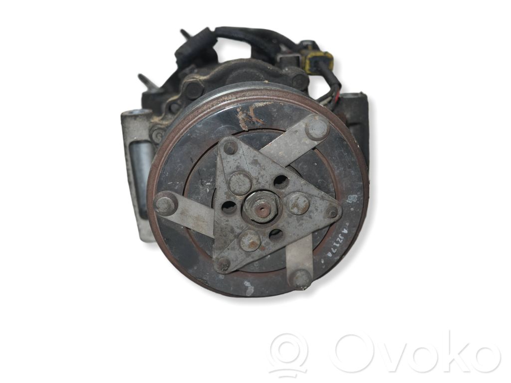 Citroen DS4 Ilmastointilaitteen kompressorin pumppu (A/C) 